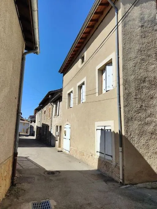 Charmant Meuble Dans Un Joli Village Circulaire Alixan 0*,